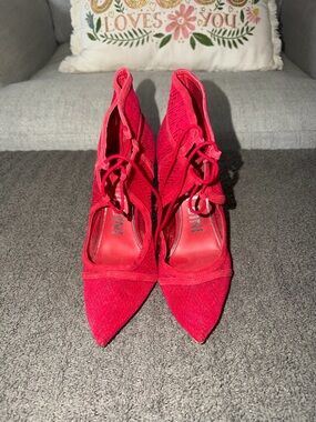 Gianni Bini Red Mesh Pumps Heels Size 8